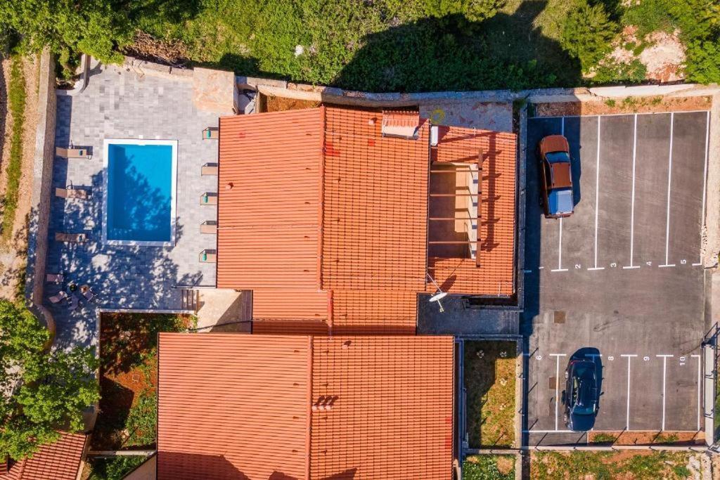 Cesare Apartment, With Swimming Pool And Sea View Apartment